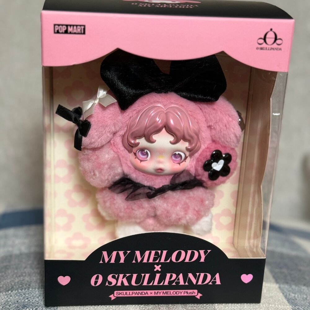 MY MELODY X SKULLPANDA PLUSH BRAND NEW